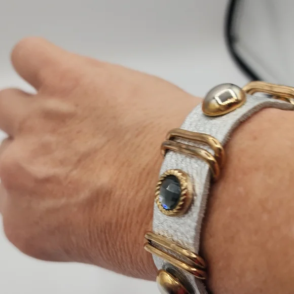 Leather Snap Gold and Silver Bracelet - Picture 14 of 15